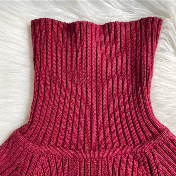 EDDIE BAUER Red Short Sleeved Knot Turtleneck - Picture 13 of 14